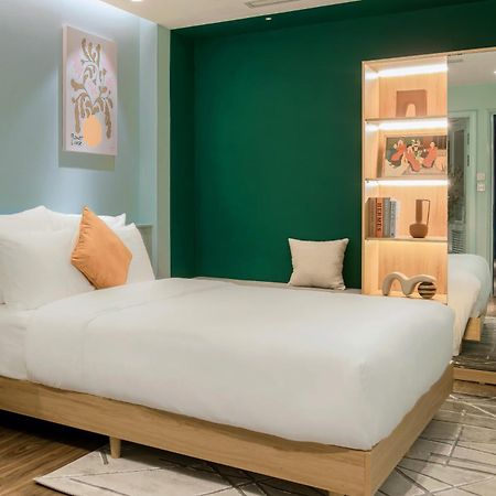 M Village Hotel Ho Guom Hanoi Esterno foto