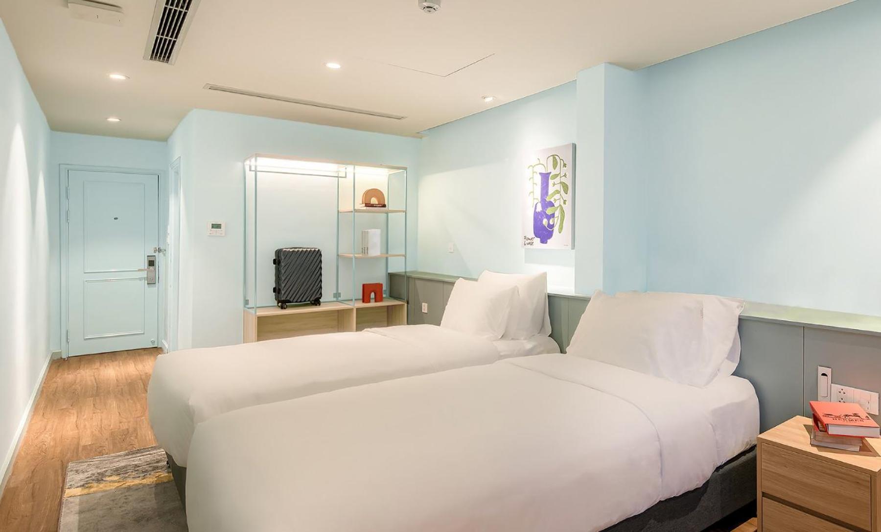 M Village Hotel Ho Guom Hanoi Esterno foto