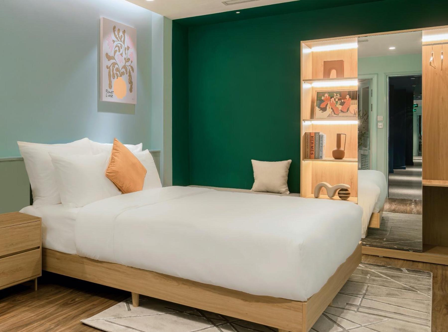 M Village Hotel Ho Guom Hanoi Esterno foto